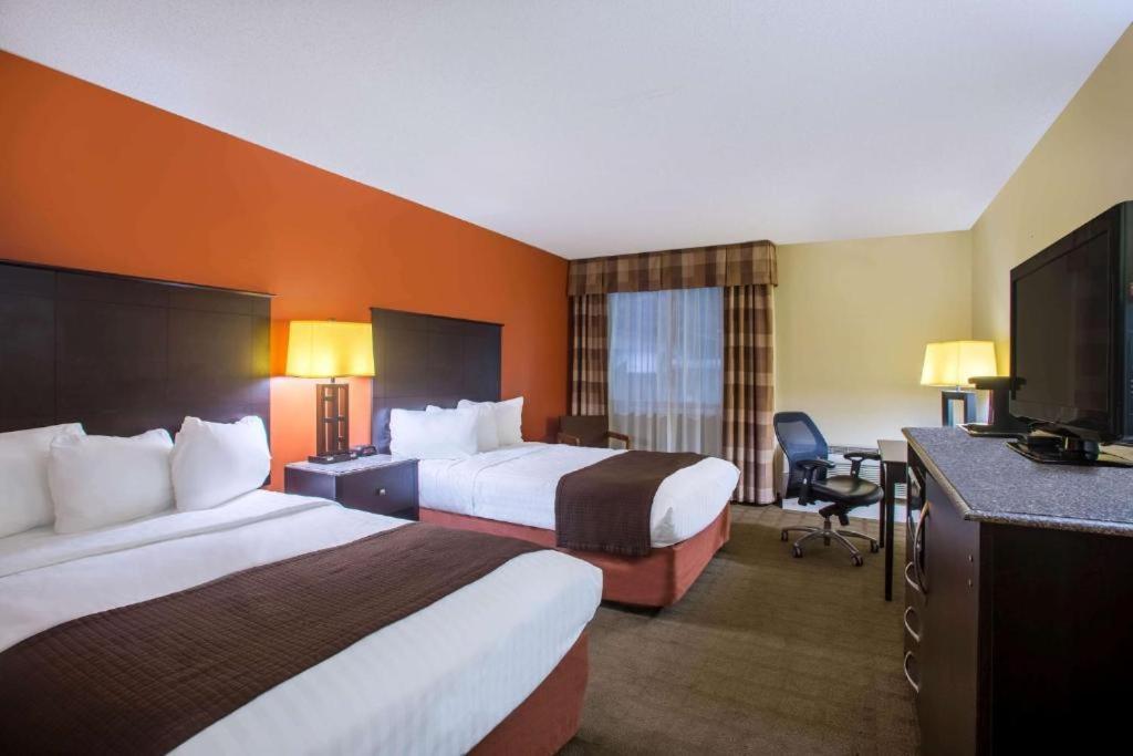 Riverfront Hotel International Falls Bagian luar foto